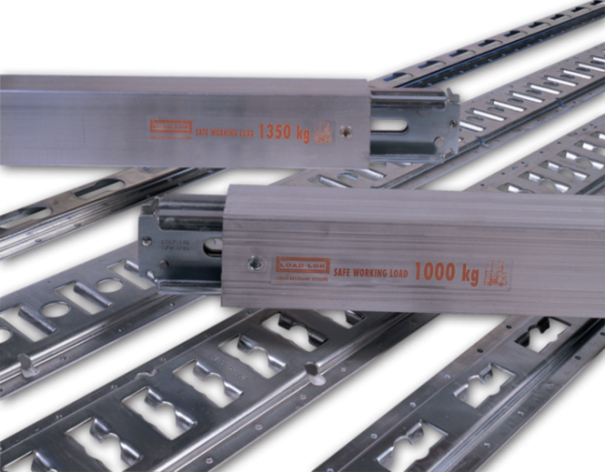 Ladebalken aus Stahl/Aluminium — Einsatzbereich: 2440 – 2670 mm; A: 66; B: 83; daN vertikal: 1000; daN horizontal: 900 Knott 416955.001