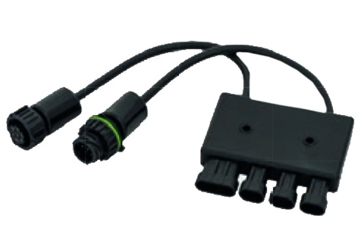 In & Out: Kabel avec AMP 7-pol. Ausgänge: 1x AMP Superseal 4-pol. 3x AMP Superseal 2-pol. — ID- Nr.: 76-9035-007 Knott 422603.001