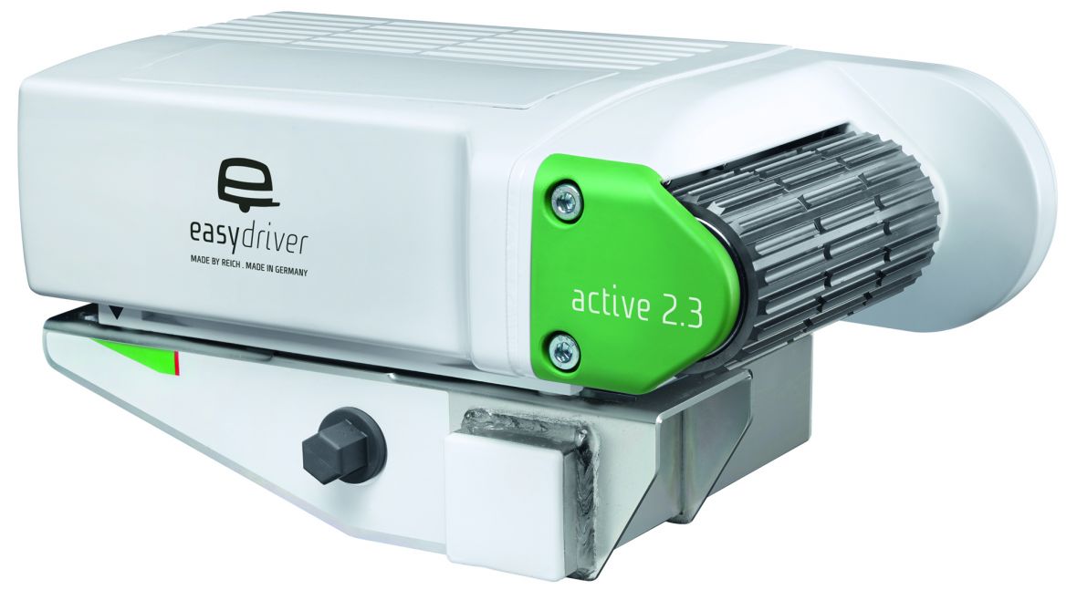 Easydriver — Zul. Gesamtgewicht kg: 2300 1200; Steigfähigkeit* Strom- Gewicht % aufnahme kg: 15 25 A 35,00 30 Knott 423751.001
