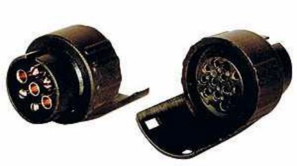 Mâle 7 broches 24N Trigano T2511004