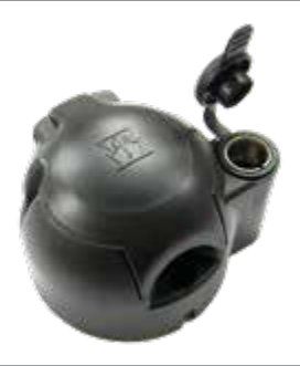 Socle de prise 7P/12V (ISO 1724 – Type N) avec socle de prise auxiliaire à 2P (ISO 4165) — nickel (Ni), contact à vis serre-fil Erich Jaeger 101342