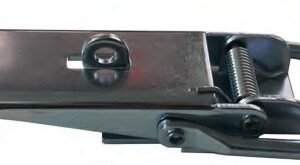 Fermeture excentrique zingué avec œillet Knott 413460.001